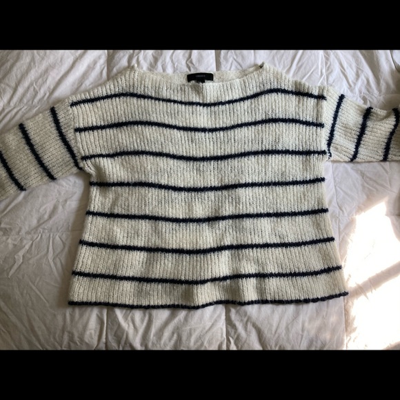 Sweater - Picture 2 of 3